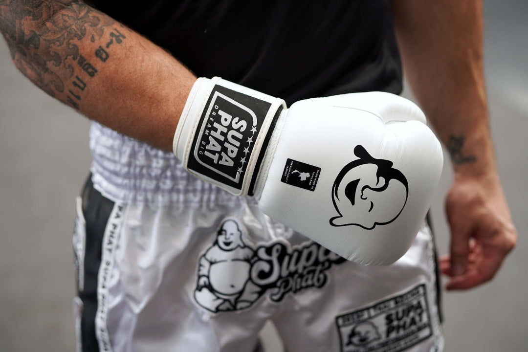 SENTINEL BOXING GLOVES